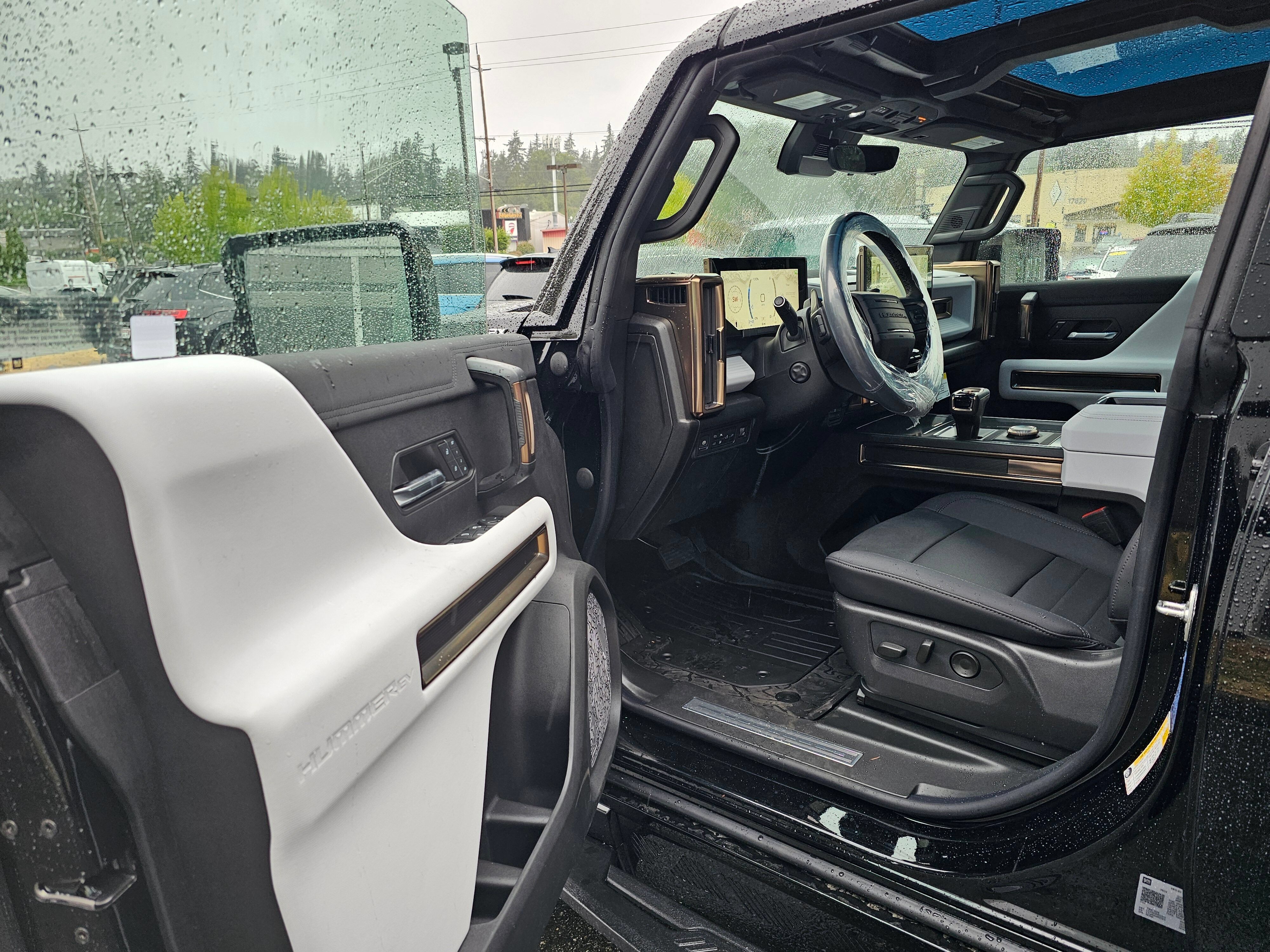 New 2024 GMC Hummer EV 2X AWD/4WD image 23