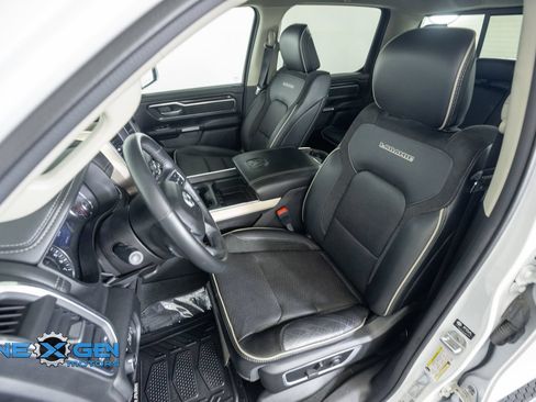 Used 2022 RAM 1500 Laramie AWD/4WD image 28
