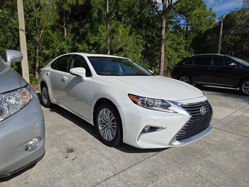 Used 2016 Lexus ES 350 w/ Premium Package w/Wood Trim image 1
