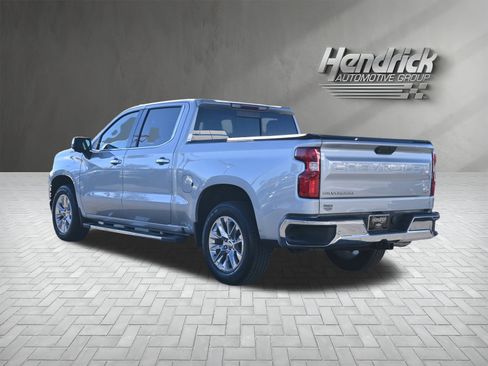 Used 2019 Chevrolet Silverado 1500 LTZ w/ LTZ Convenience Package image 8