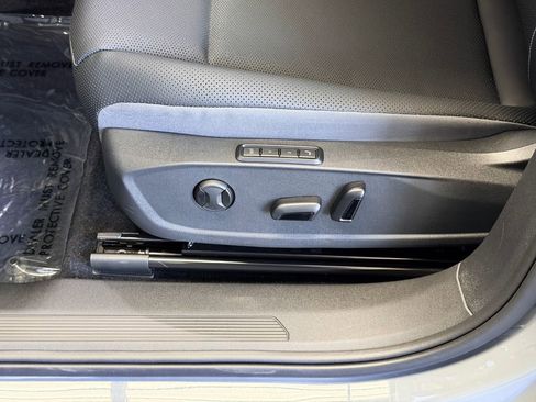 New 2026 Volkswagen ID.4 Pro S Plus image 25