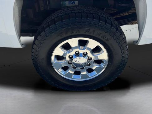 Used 2011 GMC Sierra 3500 SLE w/ SLE Preferred Package AWD/4WD image 22