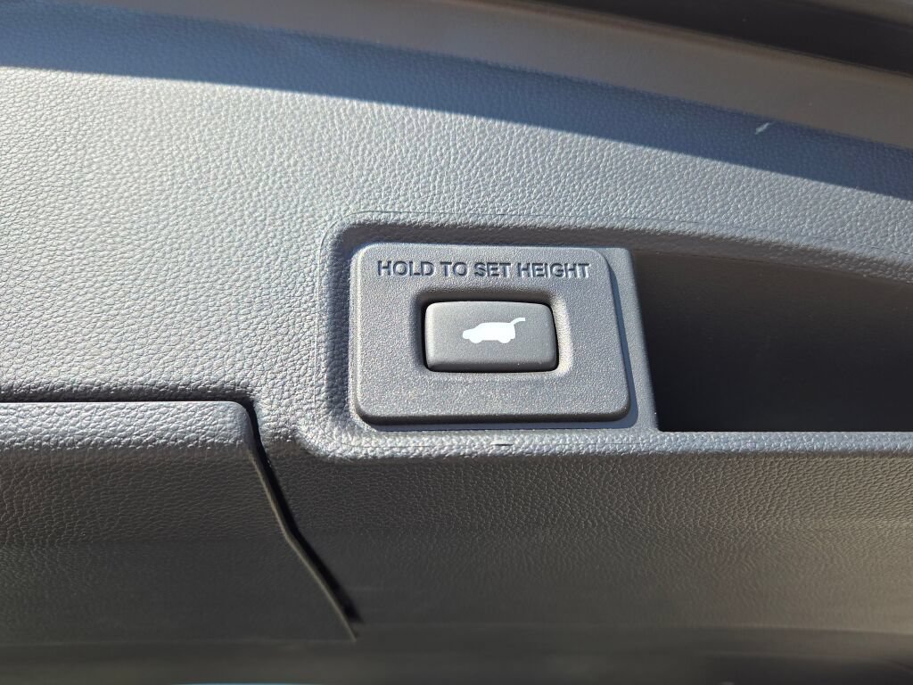 Used 2023 Acura RDX AWD image 25