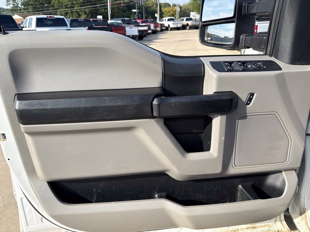Used 2019 Ford F250 XL w/ Power Equipment Group AWD/4WD image 20