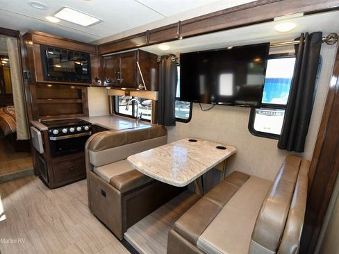 Used 2019 Ford E-450 and Econoline 450 Super Duty w/ Motorhome Prep Package image 13