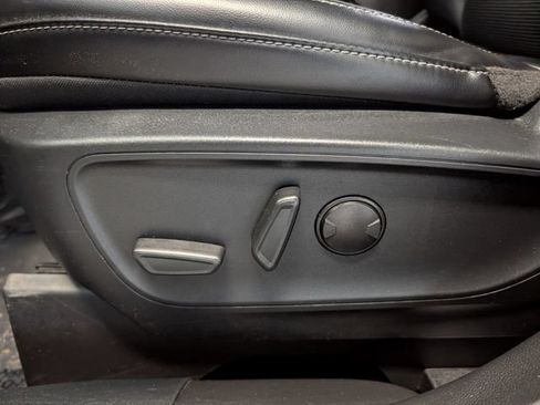 Certified 2024 Ford Escape Platinum AWD/4WD image 12