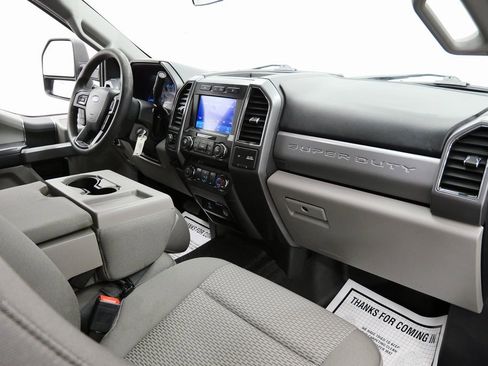 Used 2020 Ford F250 XLT w/ XLT Value Package image 17