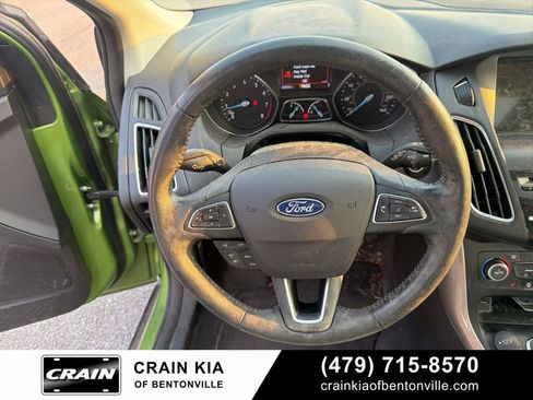 Used 2018 Ford Focus Titanium image 20