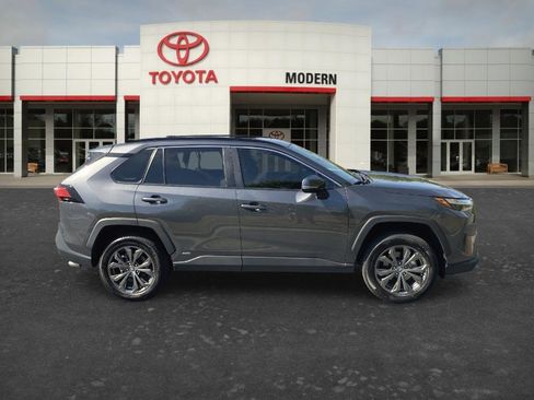 Certified 2023 Toyota RAV4 XLE Premium image 4