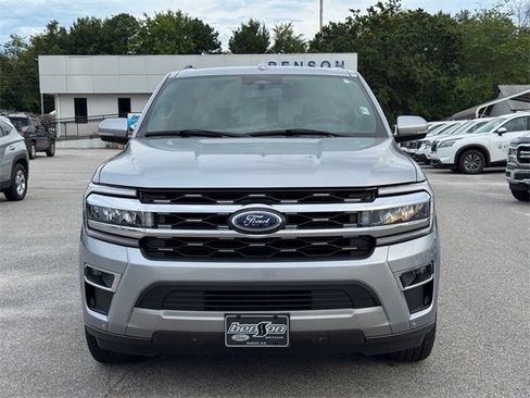 Used 2024 Ford Expedition Limited image 8