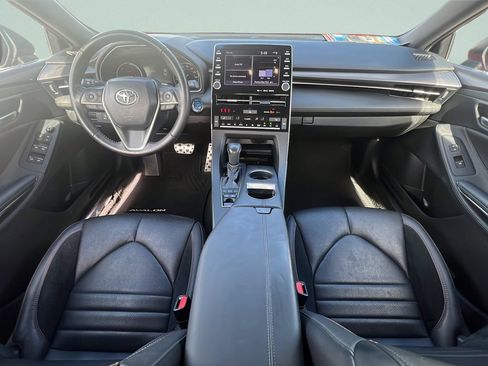 Used 2021 Toyota Avalon XSE FWD image 10