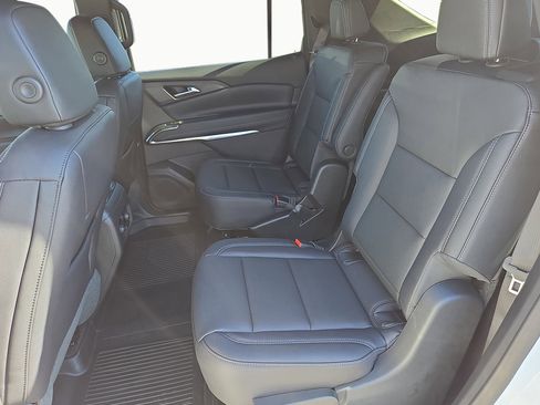 New 2026 Chevrolet Traverse LT w/ Driver Confidence Package image 13