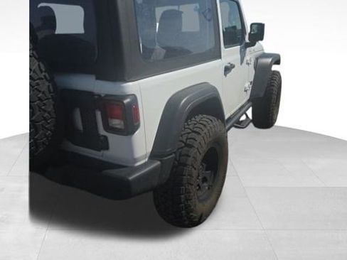 Used 2025 Jeep Wrangler Sport image 5