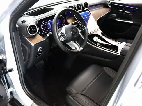 Used 2024 Mercedes-Benz GLC 300 4MATIC w/ Driver Assistance Package image 22