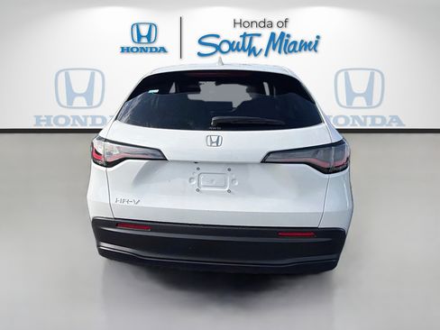 New 2027 Honda HR-V LX image 5