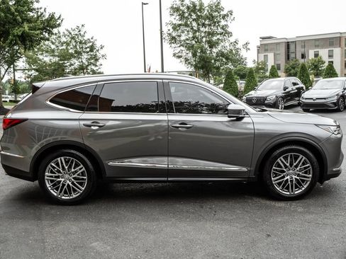 Used 2023 Acura MDX SH-AWD w/ Advance Package image 3