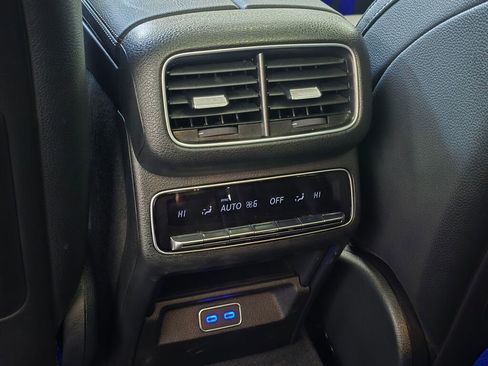 Used 2024 Mercedes-Benz GLS 450 GLS 450 image 18