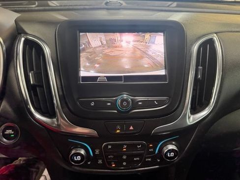 Used 2023 Chevrolet Equinox LT AWD/4WD image 19