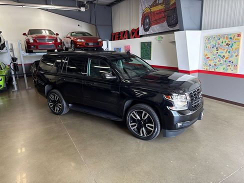 Used 2019 Chevrolet Tahoe Premier AWD/4WD image 4