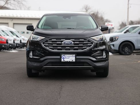 Certified 2022 Ford Edge SEL w/ Convenience Package image 2