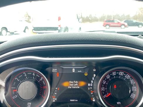 Used 2017 Dodge Challenger R/T Scat Pack w/ Leather Interior Group image 23