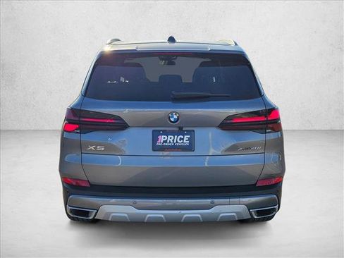 Used 2025 BMW X5 xDrive40i AWD/4WD image 7