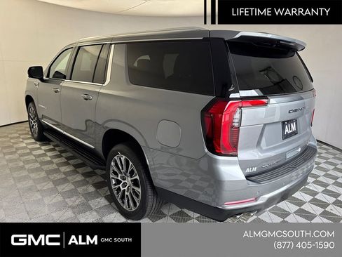 New 2026 GMC Yukon XL Denali AWD/4WD image 9