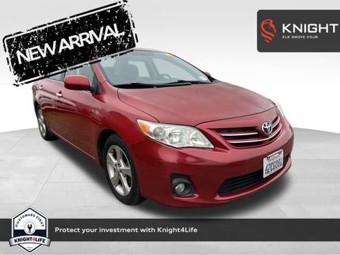 Used 2013 Toyota Corolla LE image 1