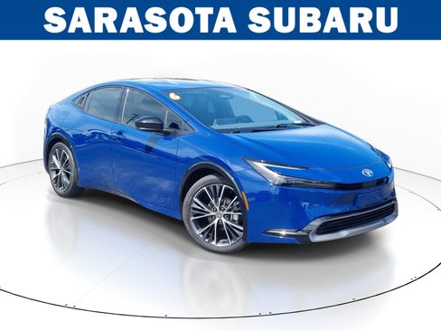Used 2026 Toyota Prius XLE FWD image 1