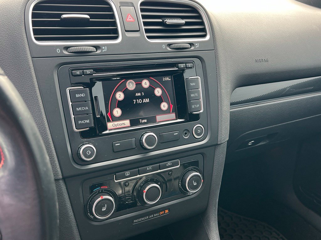 Used 2014 Volkswagen GTI Driver's Edition FWD image 16