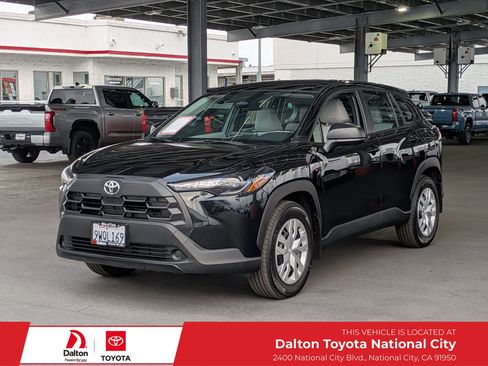 Used 2026 Toyota Corolla Cross L FWD image 1