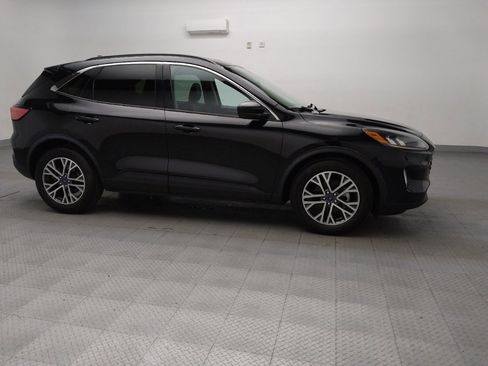 Used 2020 Ford Escape SEL image 11