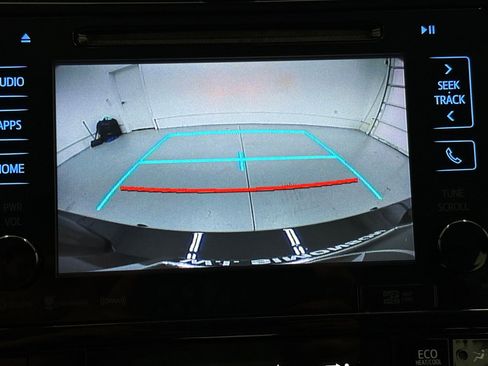 Used 2017 Toyota Prius Three Touring image 29