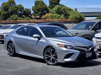Used 2020 Toyota Camry SE