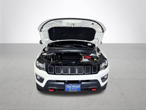 Used 2020 Jeep Compass Trailhawk AWD/4WD image 21