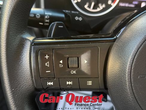 Used 2021 Nissan Rogue SV AWD/4WD image 30