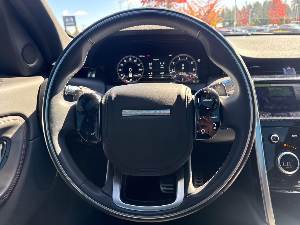 Used 2020 Land Rover Discovery Sport HSE R-Dynamic AWD/4WD image 17