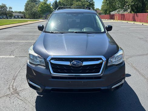 Used 2018 Subaru Forester 2.5i Premium AWD/4WD image 2