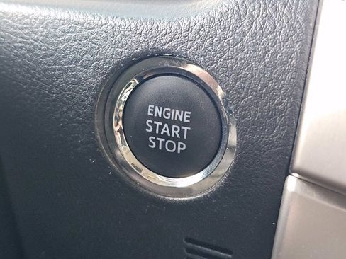 Used 2023 Toyota 4Runner Limited AWD/4WD image 19