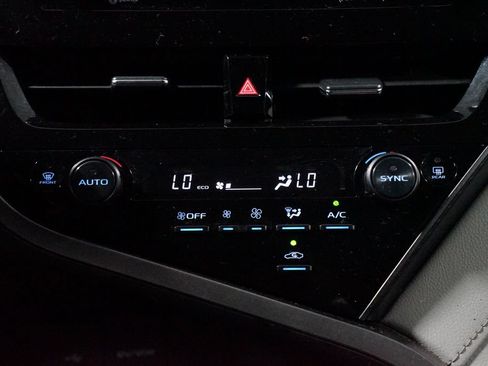 Certified 2022 Toyota Camry LE FWD image 19