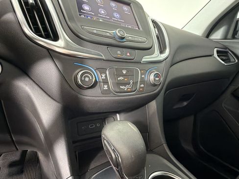 Used 2022 Chevrolet Equinox LT FWD image 20