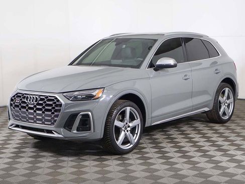 Used 2022 Audi SQ5 Premium Plus w/ Premium Plus Package image 9