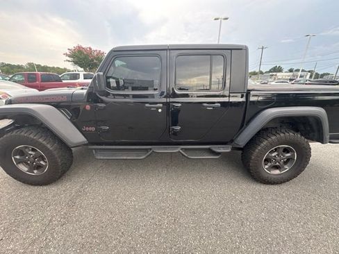 Used 2021 Jeep Gladiator Rubicon AWD/4WD image 6
