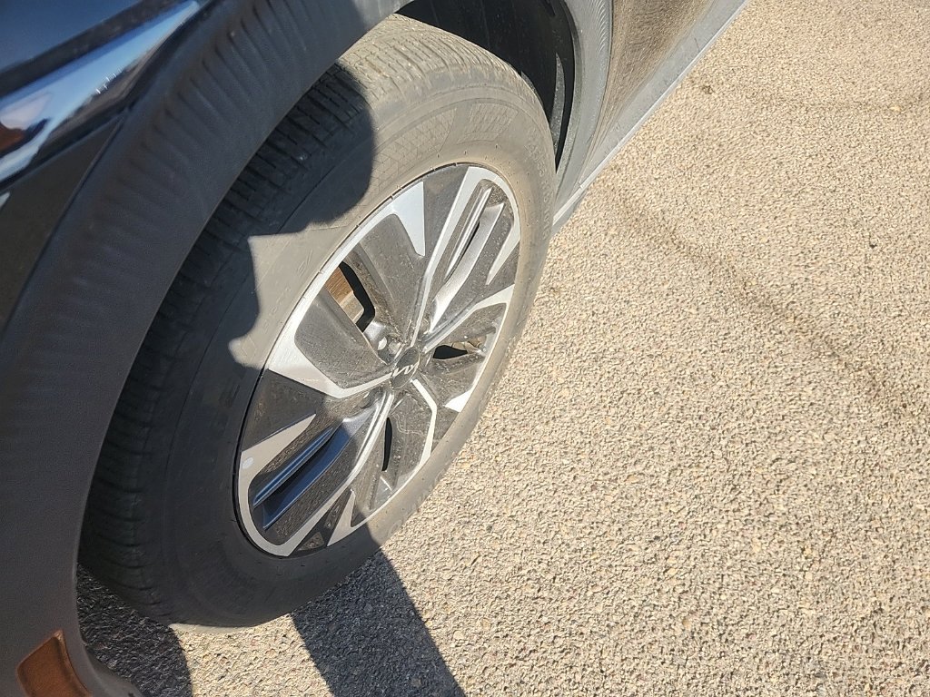 Certified 2024 Kia EV6 Light RWD image 7