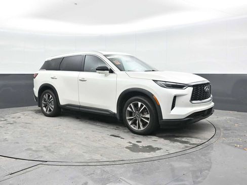Used 2023 INFINITI QX60 Luxe w/ Cargo Package AWD/4WD image 7