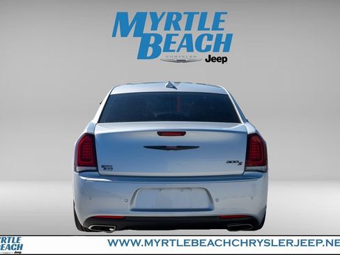 Used 2023 Chrysler 300 S w/ Comfort Group image 5