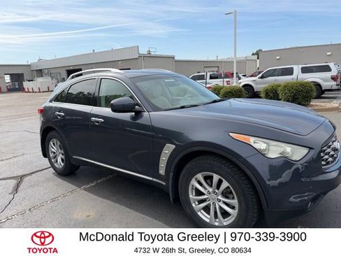 Used 2009 INFINITI FX35 2WD w/ Navigation Pkg image 3