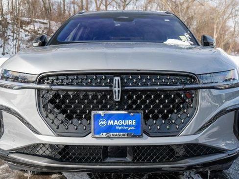 Used 2024 Lincoln Nautilus Reserve w/ Equipment Group 203A AWD/4WD image 3