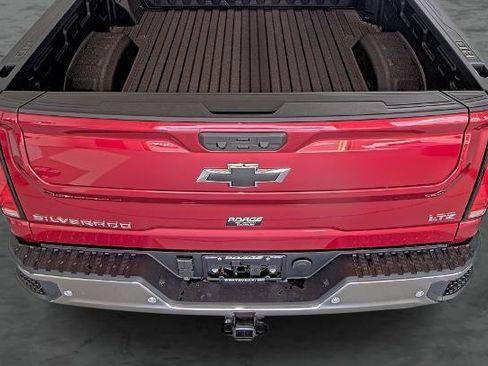 New 2026 Chevrolet Silverado 2500 LTZ w/ LTZ Plus Package AWD/4WD image 11