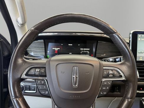 Used 2021 Lincoln Navigator Black Label w/ Cargo Convenience Package AWD/4WD image 22